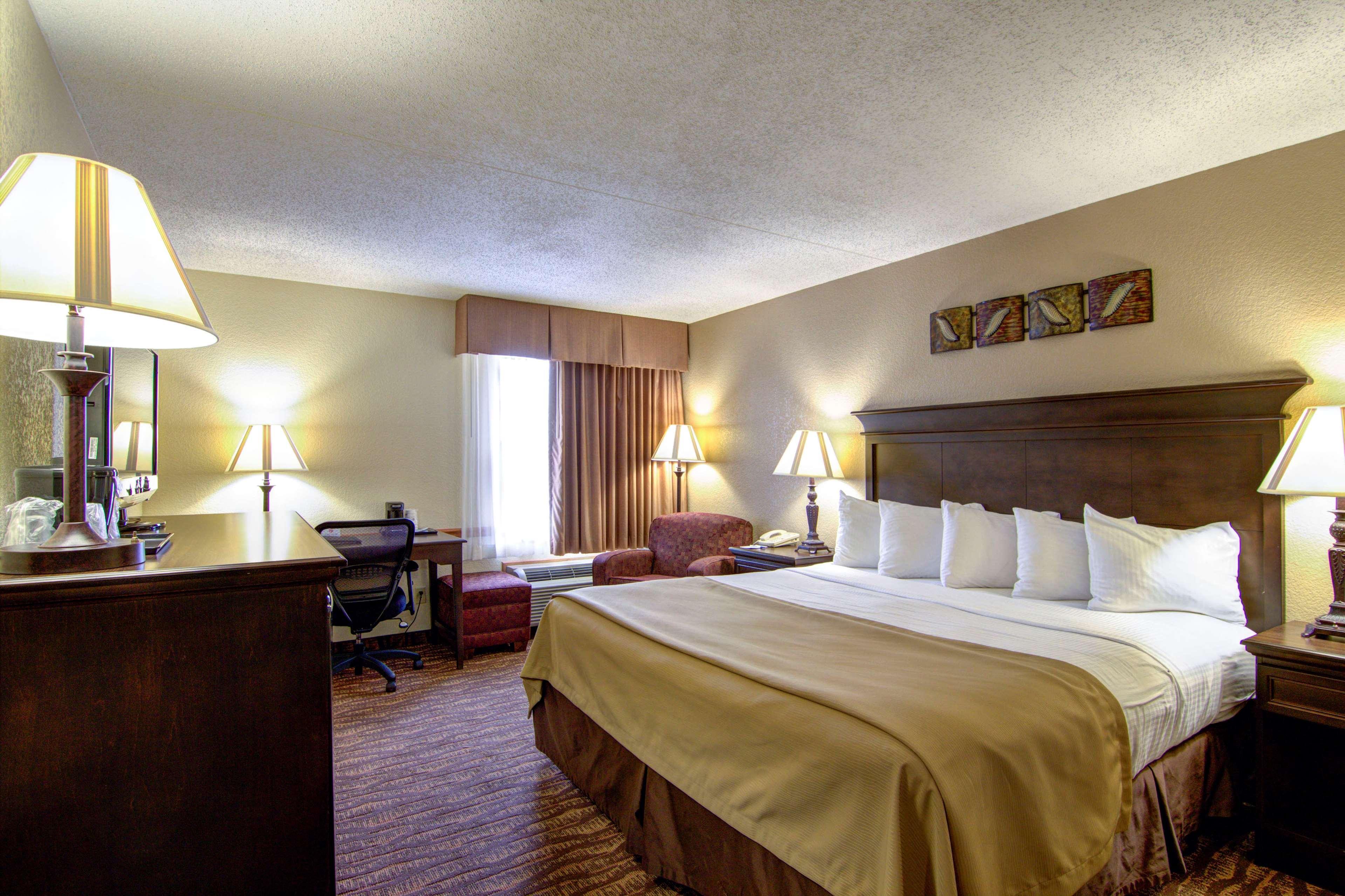 Best Western Center Pointe Inn Брэнсон Экстерьер фото