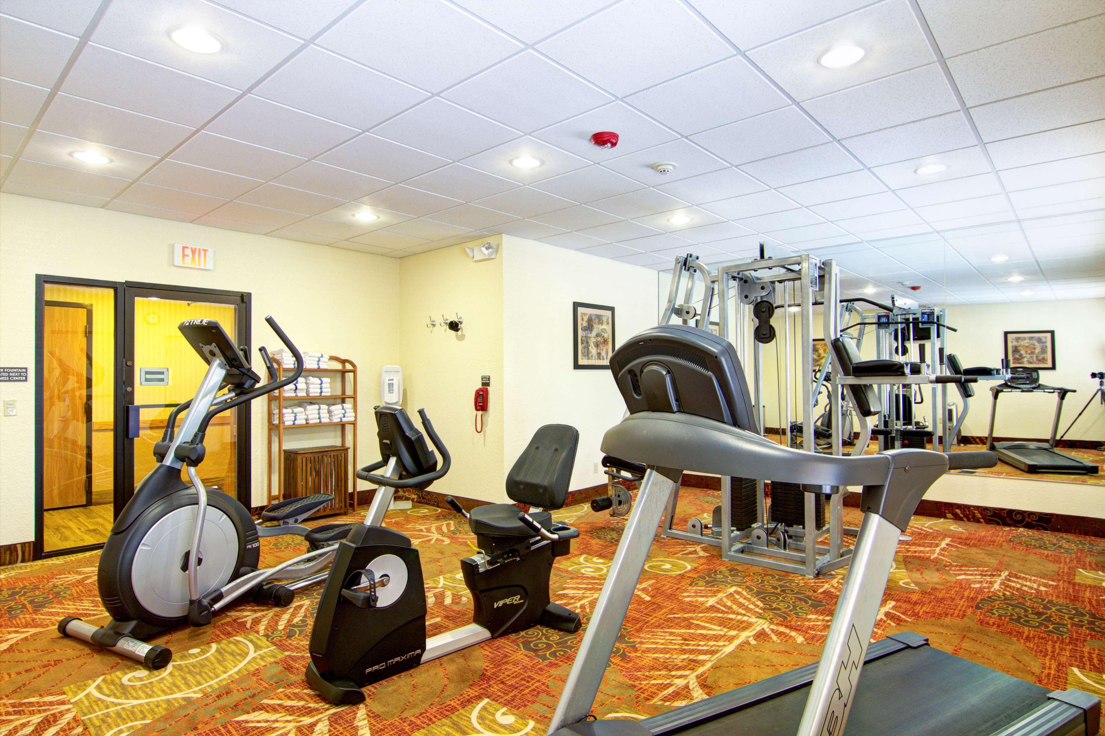 Best Western Center Pointe Inn Брэнсон Экстерьер фото