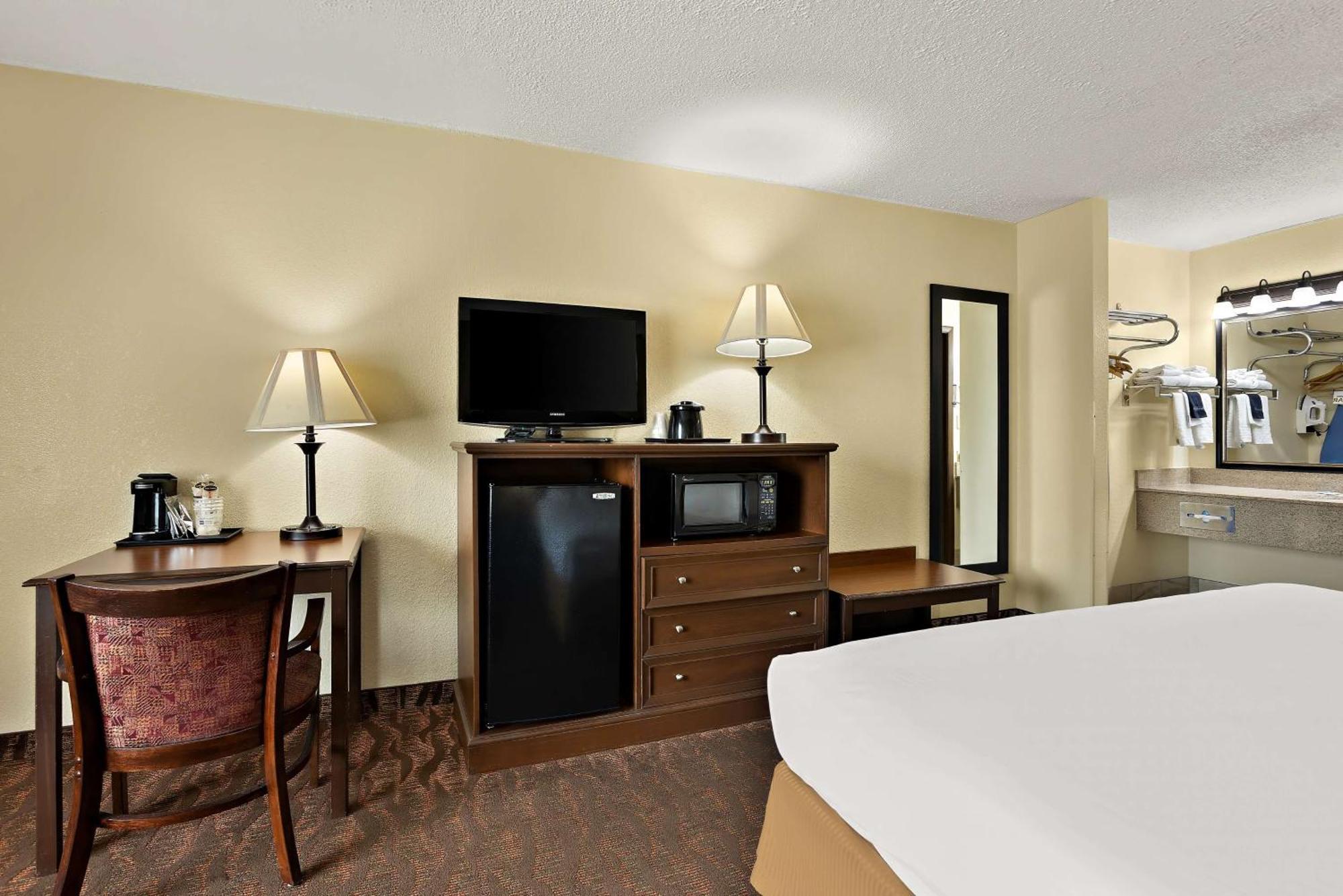 Best Western Center Pointe Inn Брэнсон Экстерьер фото