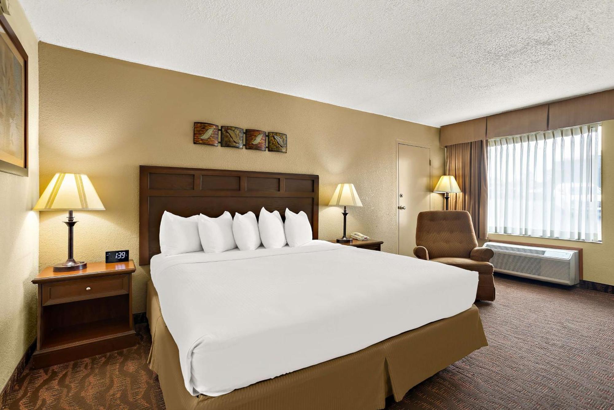 Best Western Center Pointe Inn Брэнсон Экстерьер фото